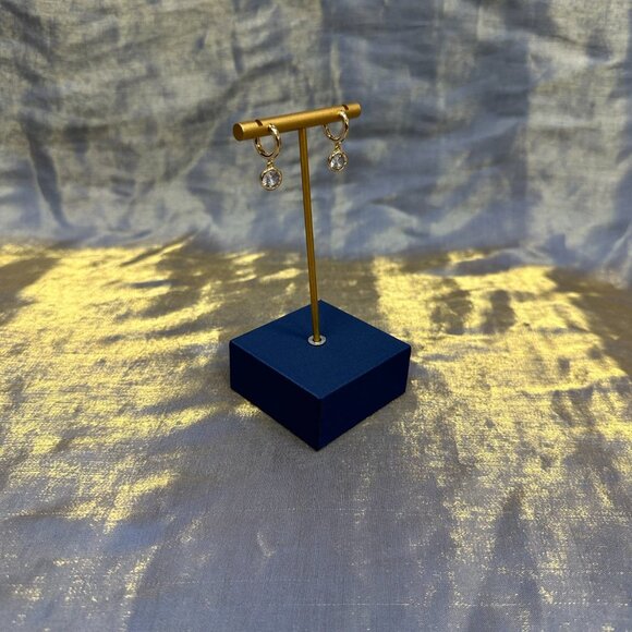 APM Monaco Eclat Gold Circle Earrings - Picture 2 of 7